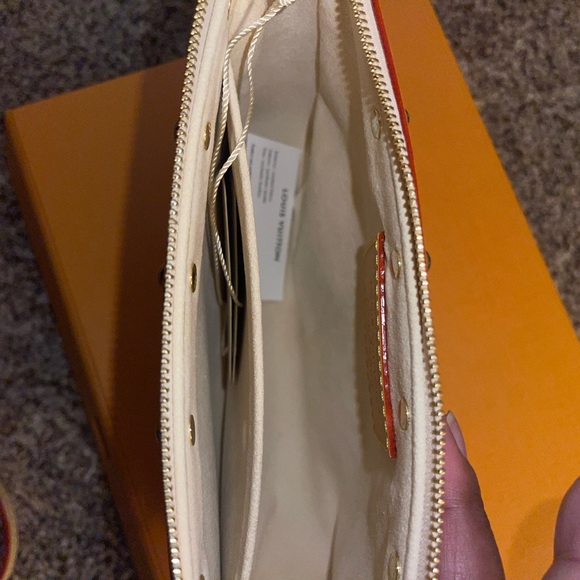 2025 LV x TM Louis Vuitton x Takashi Murakami Pochette Accessoires Bag - Picture 5 of 7